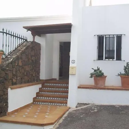 Villa Puerto Del Carmen Sleeps 6 Pool Wifi Puerto del Carmen (Lanzarote)