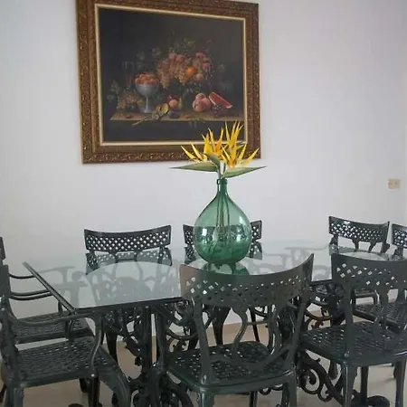 Puerto Del Carmen Sleeps 6 Pool Wifi * Puerto del Carmen (Lanzarote)